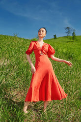 Pleated Linen Dress with Puff Sleeves and Front Tie Detail for Elegant Summer Styling